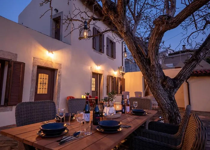 Walnut Tree Villa