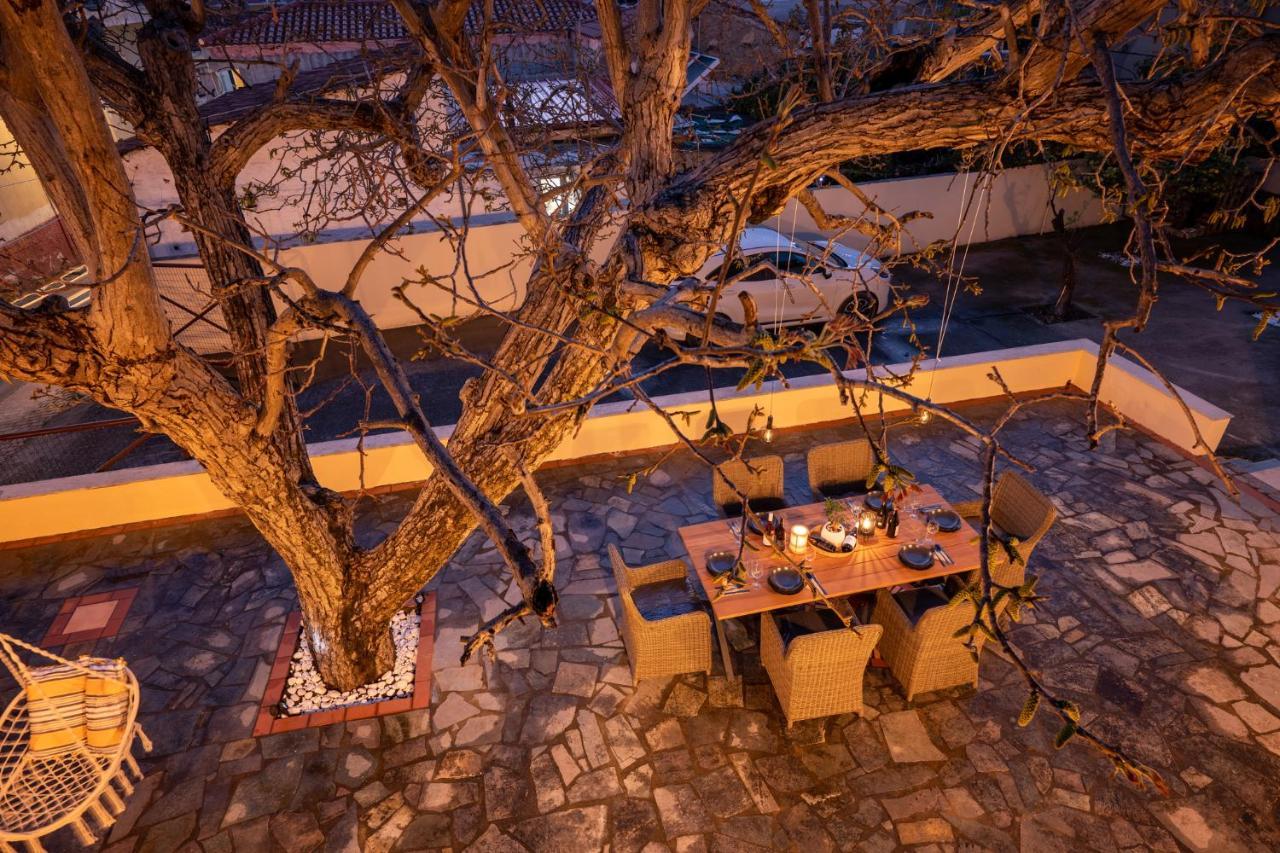 Walnut Tree Villa *